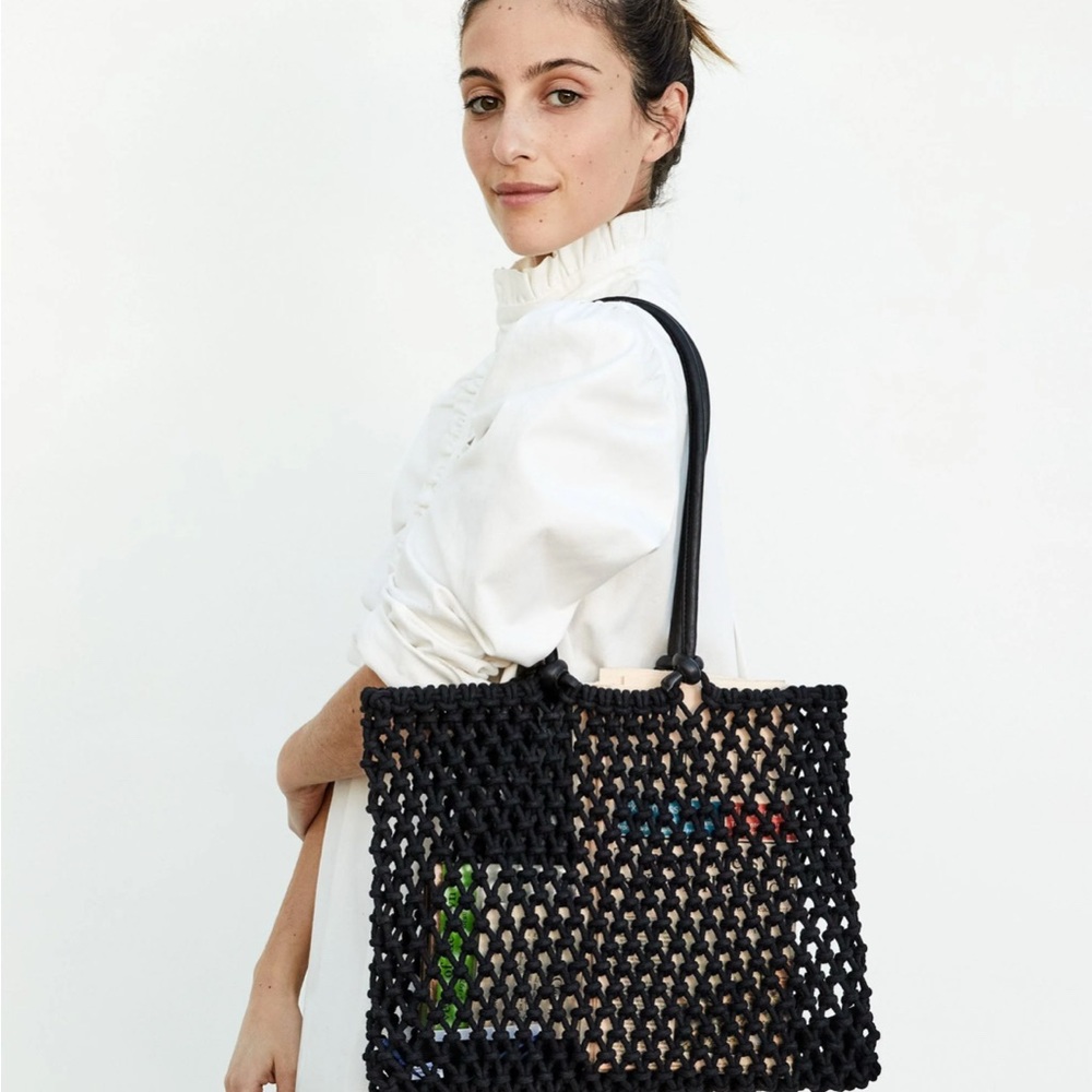 New Clare V. Sandy Beach Bag Black